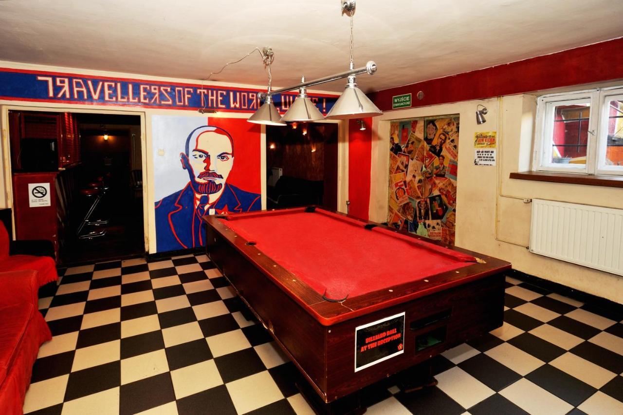 Good Bye Lenin Pub & Garden Hostel Krakow Luaran gambar